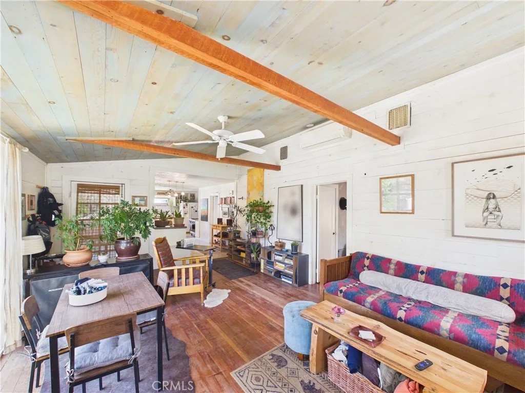 4208 Ramsden