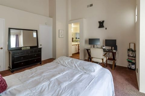 Tiny photo for 12038 Calle De Leon 71, El Cajon, CA 92019 (MLS # 250042407)