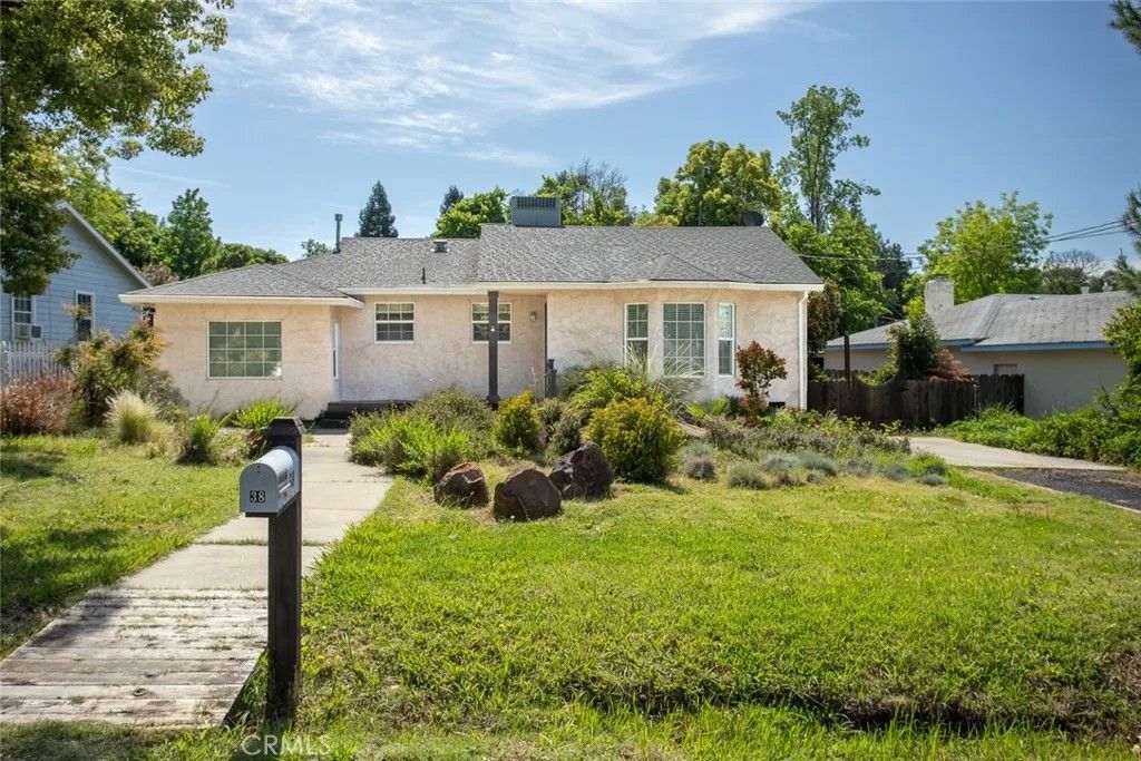 Photo of 38 Highlands Blvd, Oroville, CA 95966 (MLS # SN26088983)
