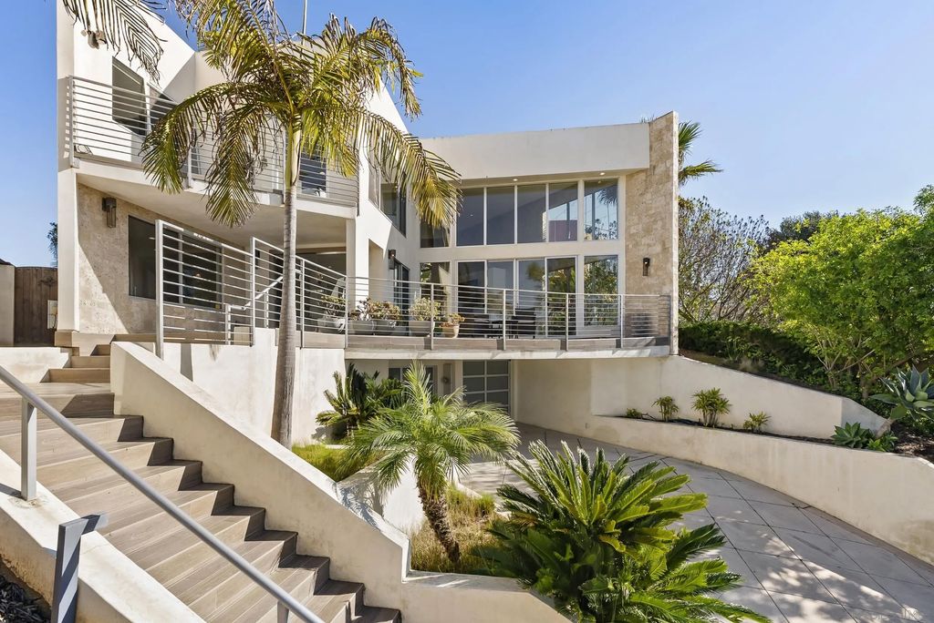 Photo of 13721 Pine Needles, Del Mar, CA 92014 (MLS # 260002202)