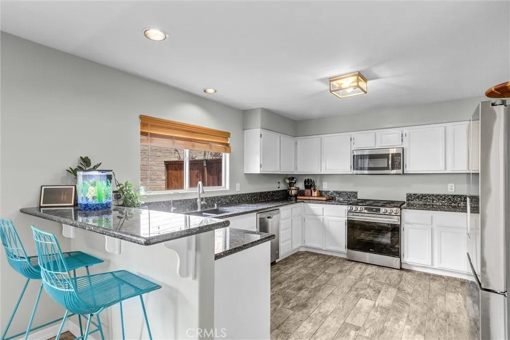 8947 Gateway View Court