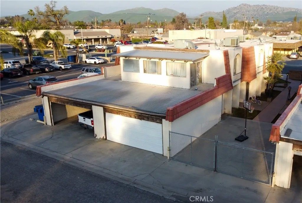 Photo of 355 Pearson, Porterville, CA 93257 (MLS # MD26071177)