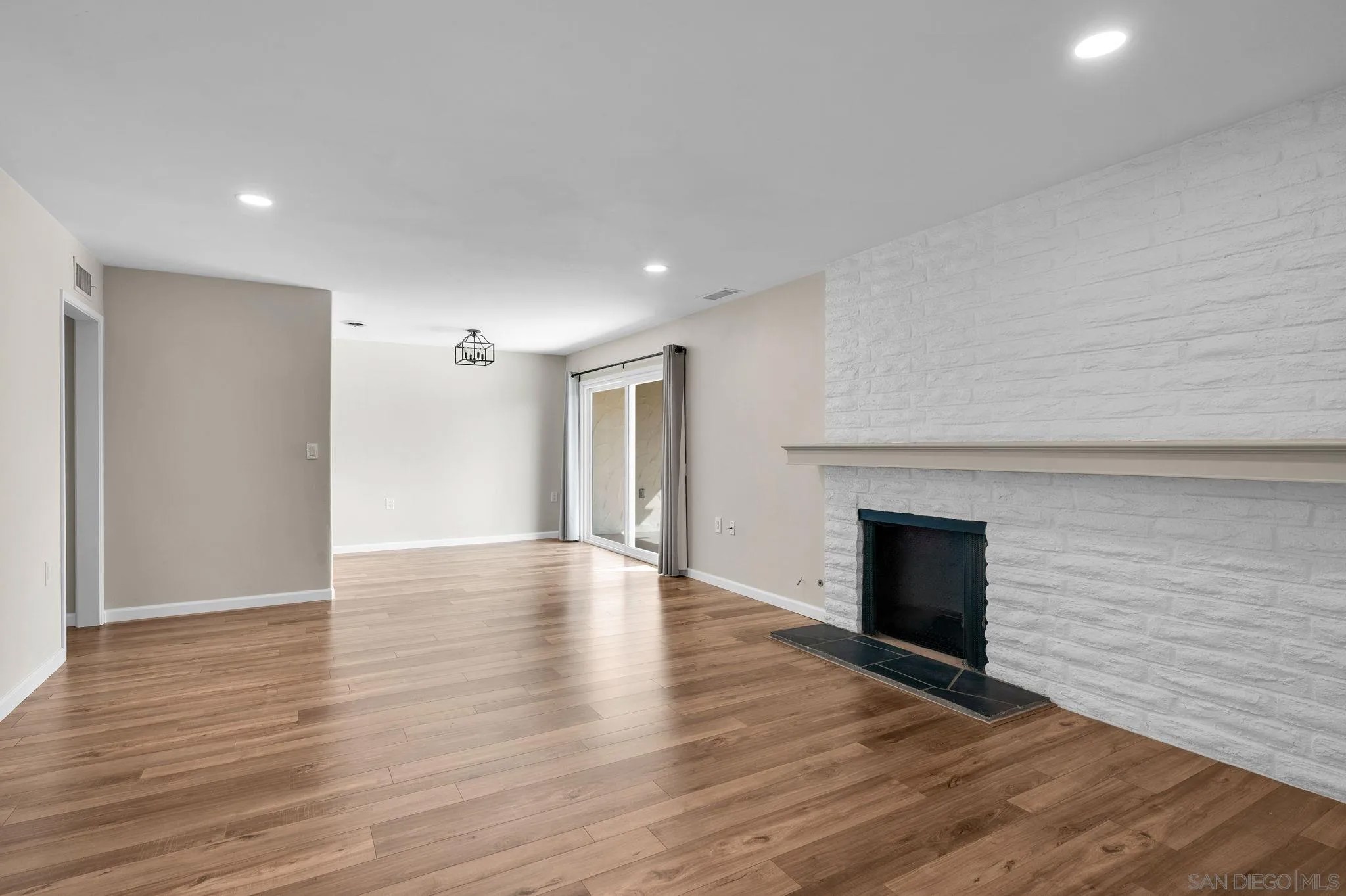 12435 Rios Rd
