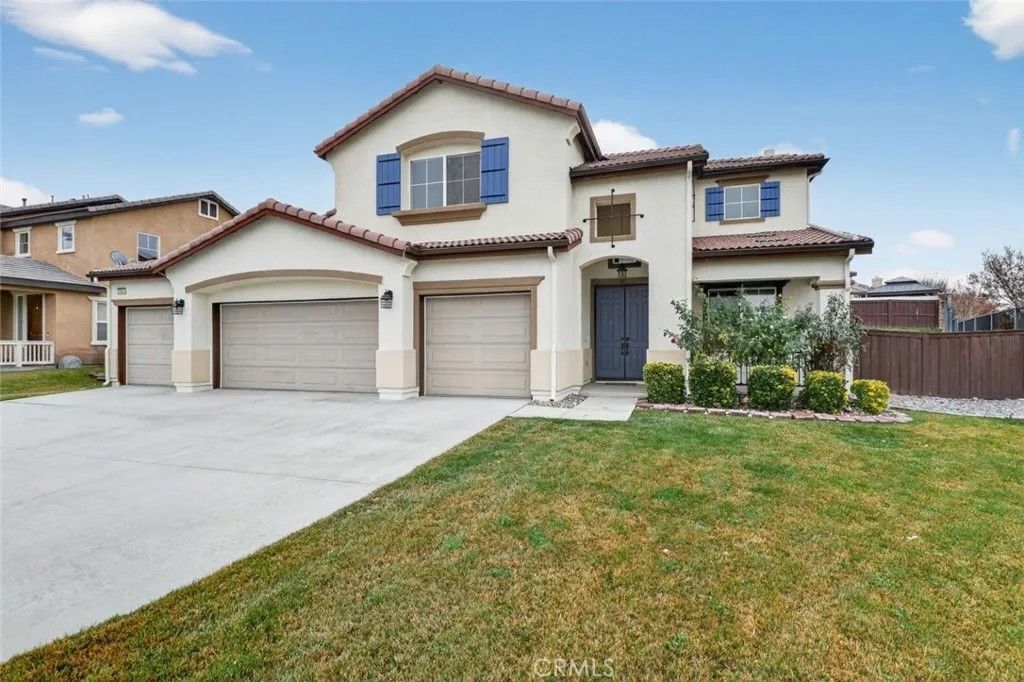 Photo of 13445 Cristobel Court, Victorville, CA 92394 (MLS # SR26015770)