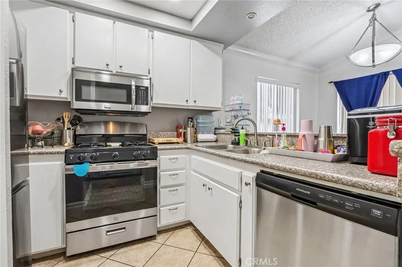 998 La Costa Drive M204