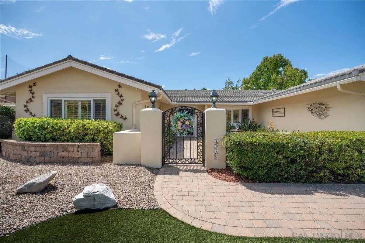 17782 Via Alta Mirasol