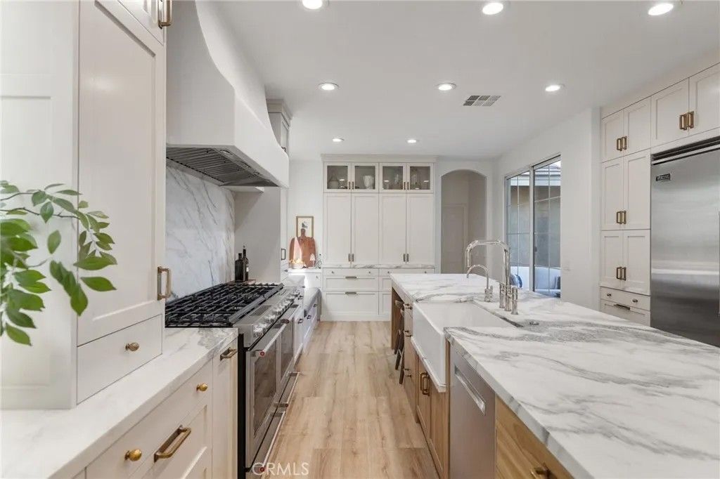 Photo of 26589 Evergreen Avenue, Murrieta, CA 92563 (MLS # SW26033840)