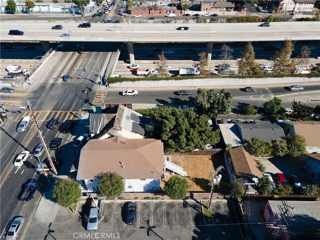 458 W Vernon