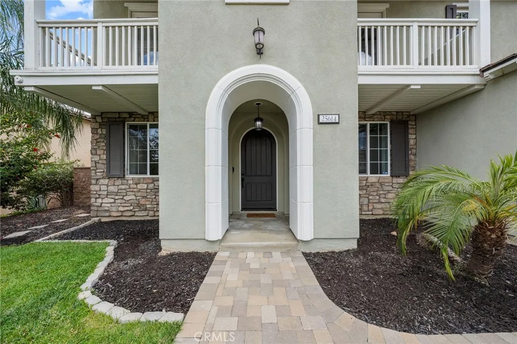 25614 Red Hawk Road