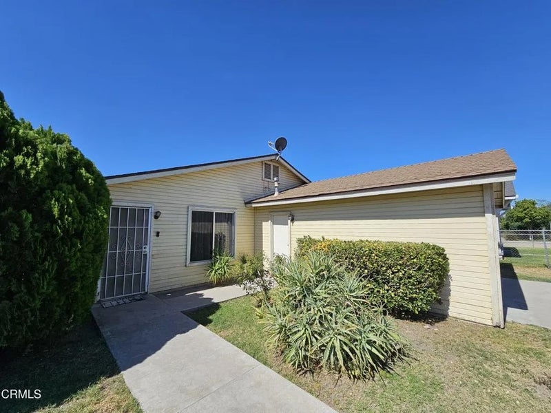 420 E B Street