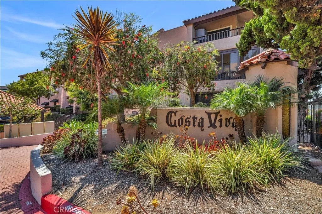 2514 Clairemont 107