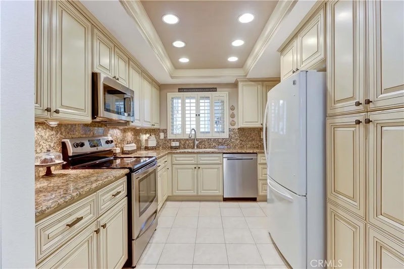 5506 Paseo Del Lago A