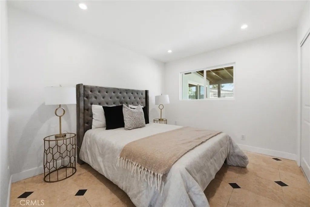 Photo of 4862 Kings Way, San Diego, CA 92117 (MLS # CV26021298)