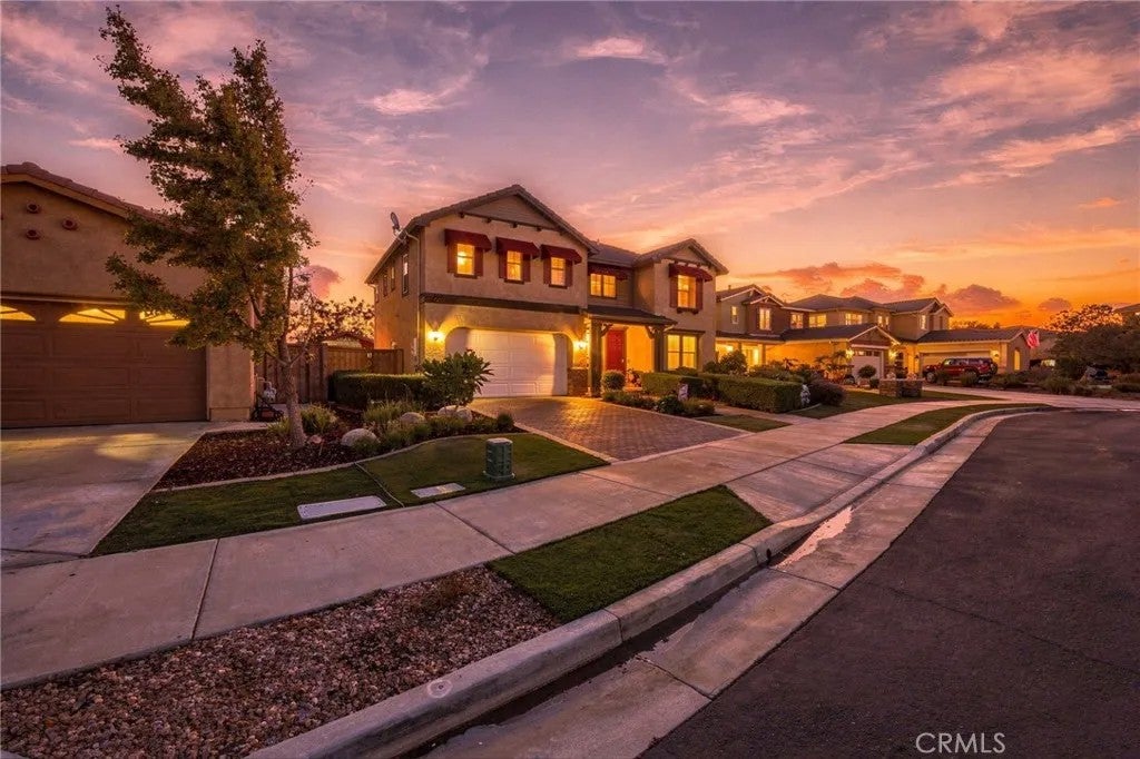 Photo of 221 Pomegranate Street, San Jacinto, CA 92582 (MLS # IV26134860)