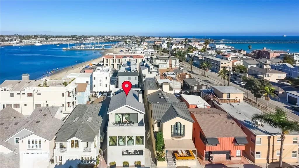 Photo of 58 66th PL, Long Beach, CA 90803 (MLS # PW26168865)