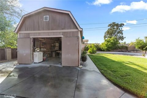 Tiny photo for 743 Magnolia Ave, Upland, CA 91786 (MLS # CV25245758)
