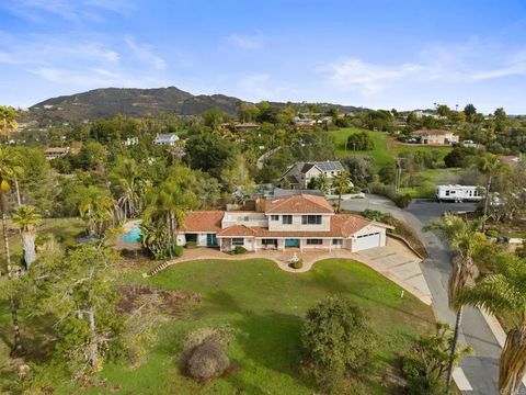 Photo of 330 Skyline Drive, Vista, CA 92084 (MLS # NDP2510458)