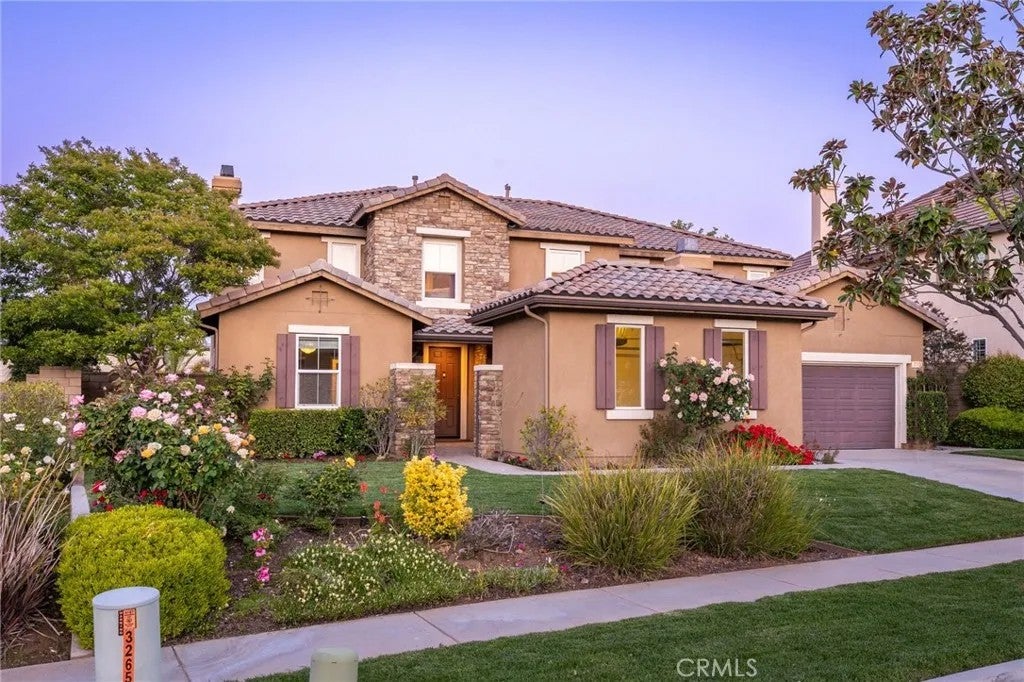 3269 Stoneberry