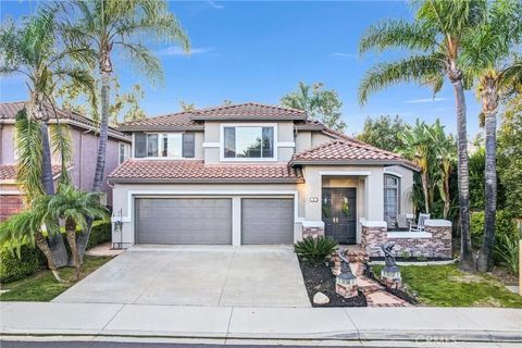 Photo of 5 Via Anta, Rancho Santa Margarita, CA 92688 (MLS # OC26027089)