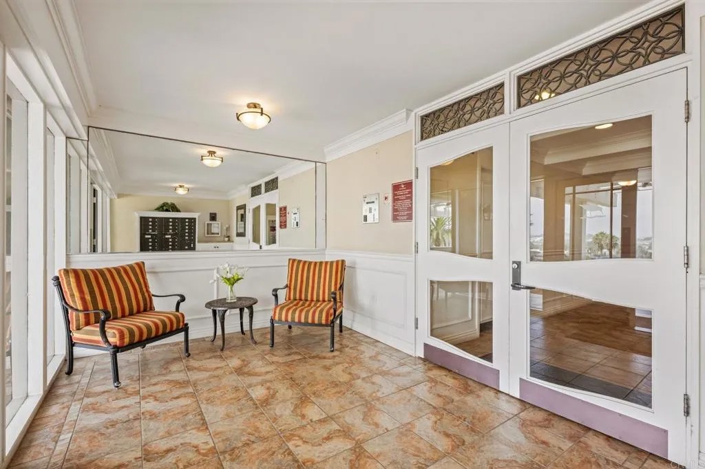 1552 Camino Del Mar 401