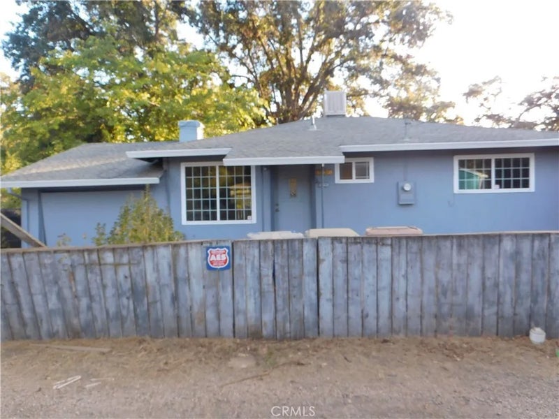 14420 Walnut Avenue