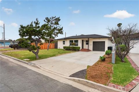 Photo of 10563 Bluefield Ave, Whittier, CA 90604 (MLS # CV26095110)