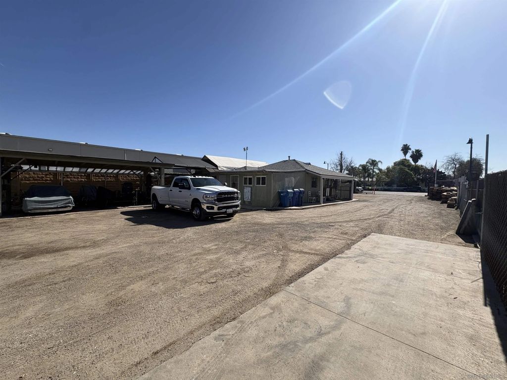 Photo of 9908 Prospect Avenue, Santee, CA 92071 (MLS # 260009038)