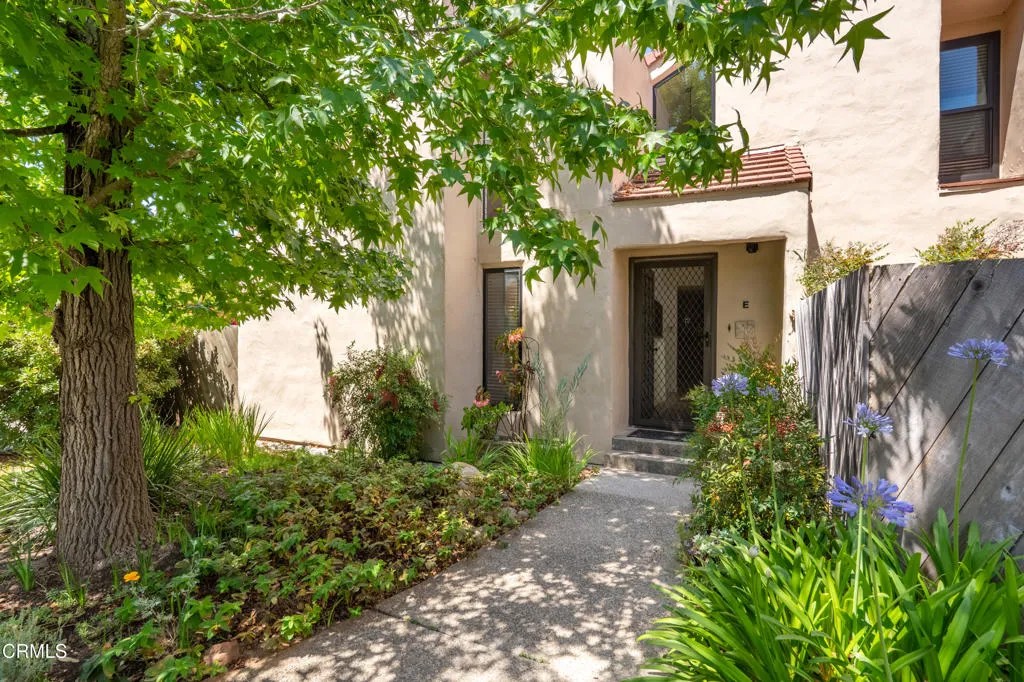 211 N Carillo Road E