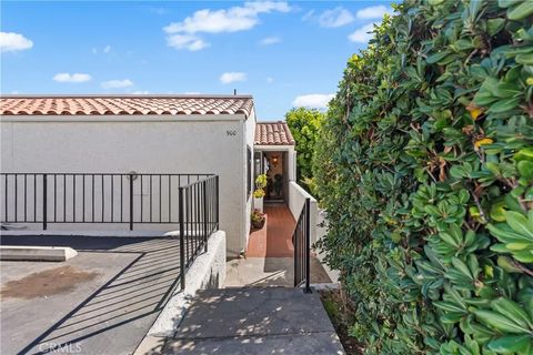 Tiny photo for 900 Vallecito Dr, Ventura, CA 93001 (MLS # SR25243923)