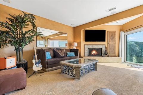 Tiny photo for 900 Vallecito Dr, Ventura, CA 93001 (MLS # SR25243923)