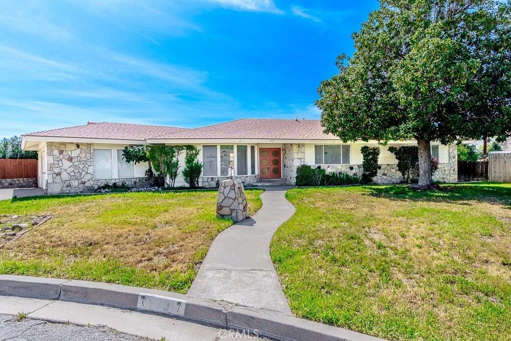 Photo of 133 Park Vista, Hemet, CA 92544 (MLS # SW25276781)