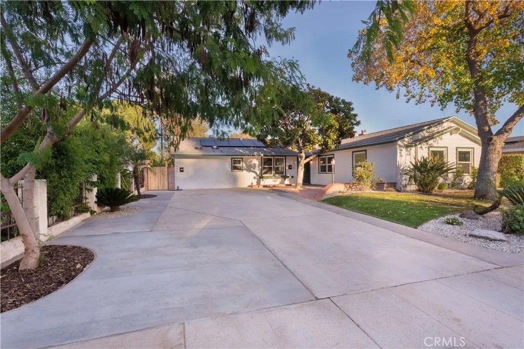 Photo of 7430 Ponce Avenue, West Hills, CA 91307 (MLS # GD25277452)