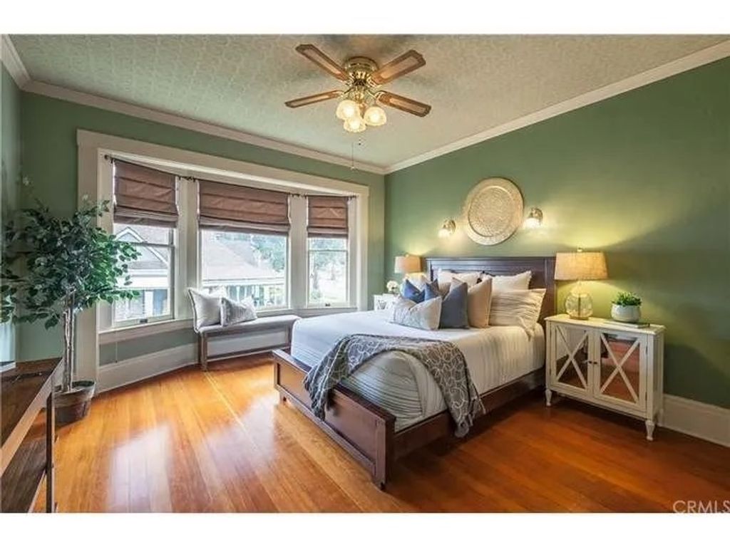 Photo of 511 Cajon St, Redlands, CA 92373 (MLS # WS26069529)