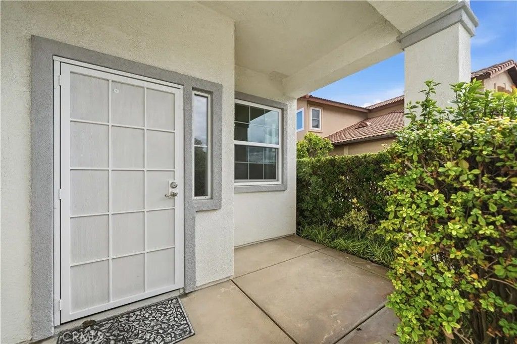 Photo of 40998 Promenade Chardonnay Hl, Temecula, CA 92591 (MLS # SW26005292)