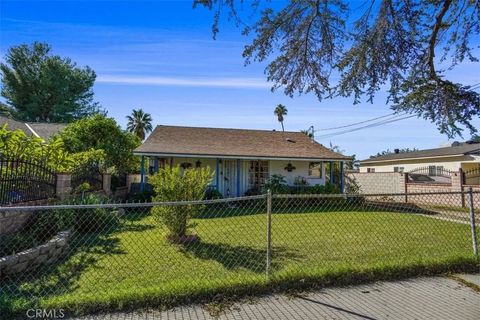 10007 Haddon Pacoima CA 91331