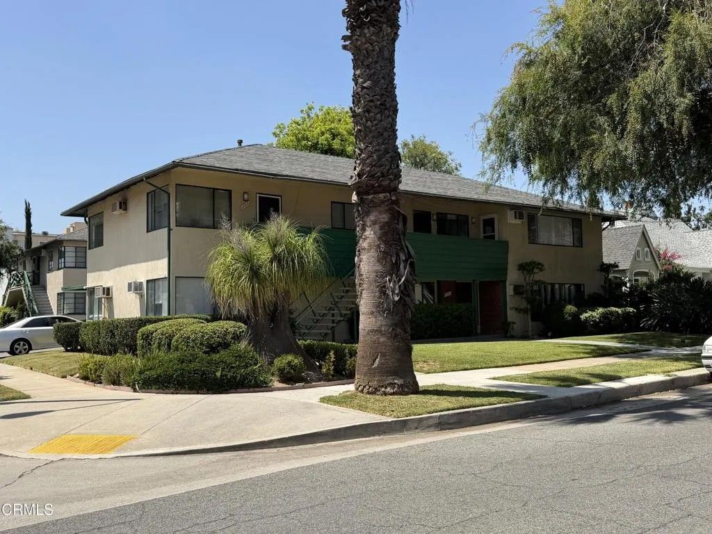 Photo of 151 S Michigan Avenue, Pasadena, CA 91106 (MLS # P1-26952)
