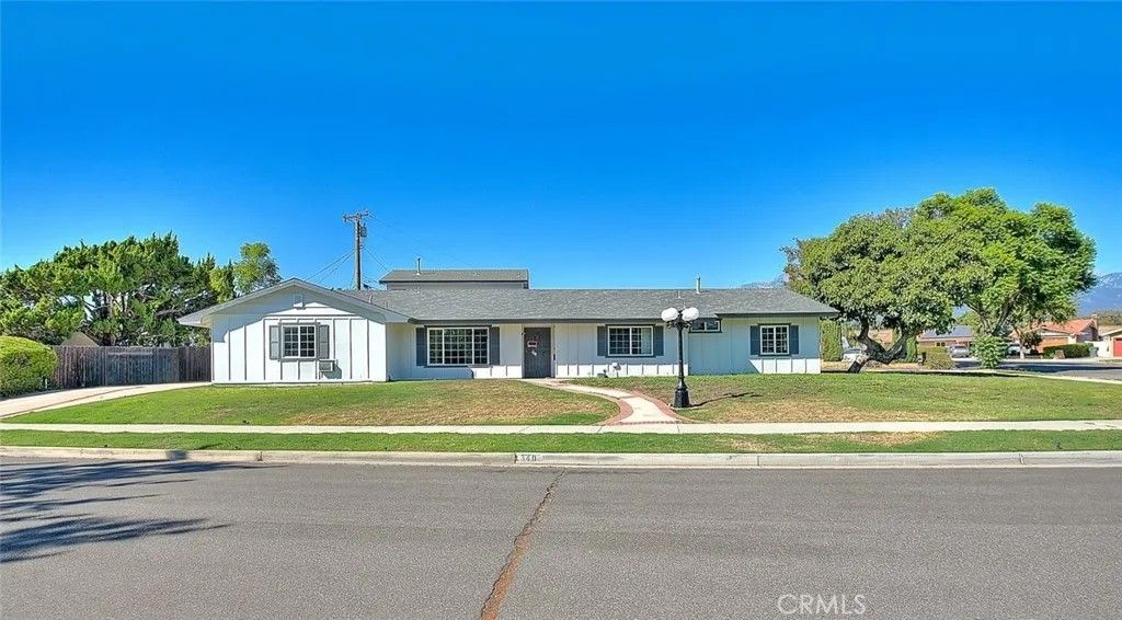 Photo of 340 W Caroline Street, Ontario, CA 91762 (MLS # SR26074951)