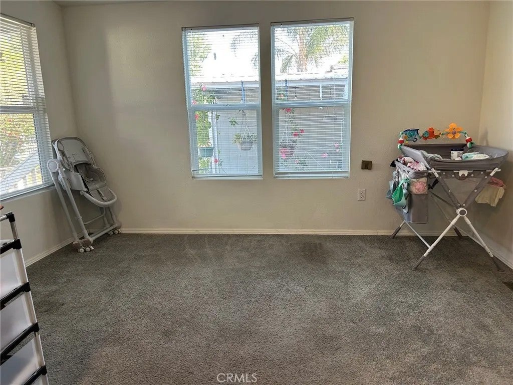 Photo of 6545 Wilbur #39, Reseda, CA 91335 (MLS # SR25278877)