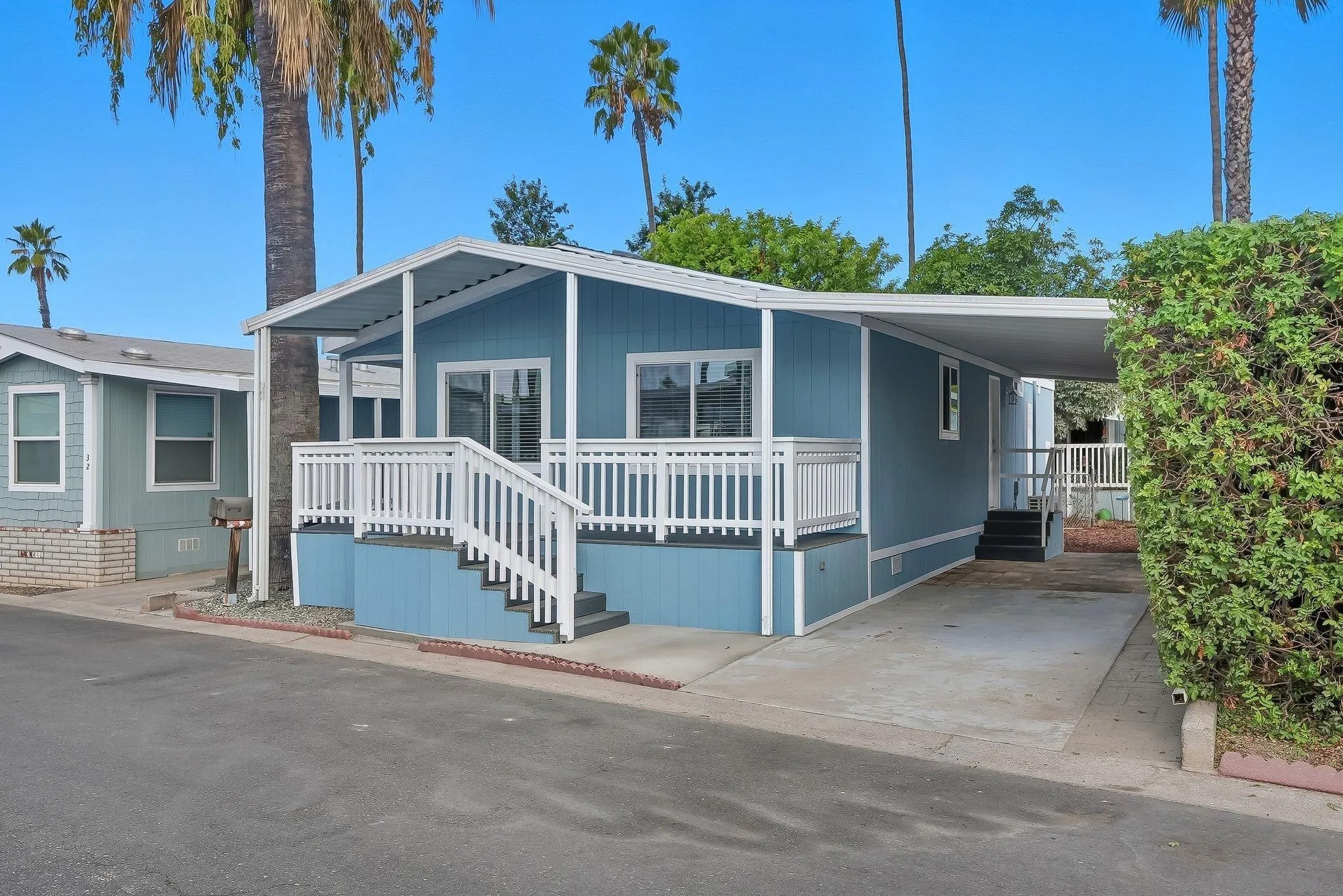 13594 Highway 8 Business #33