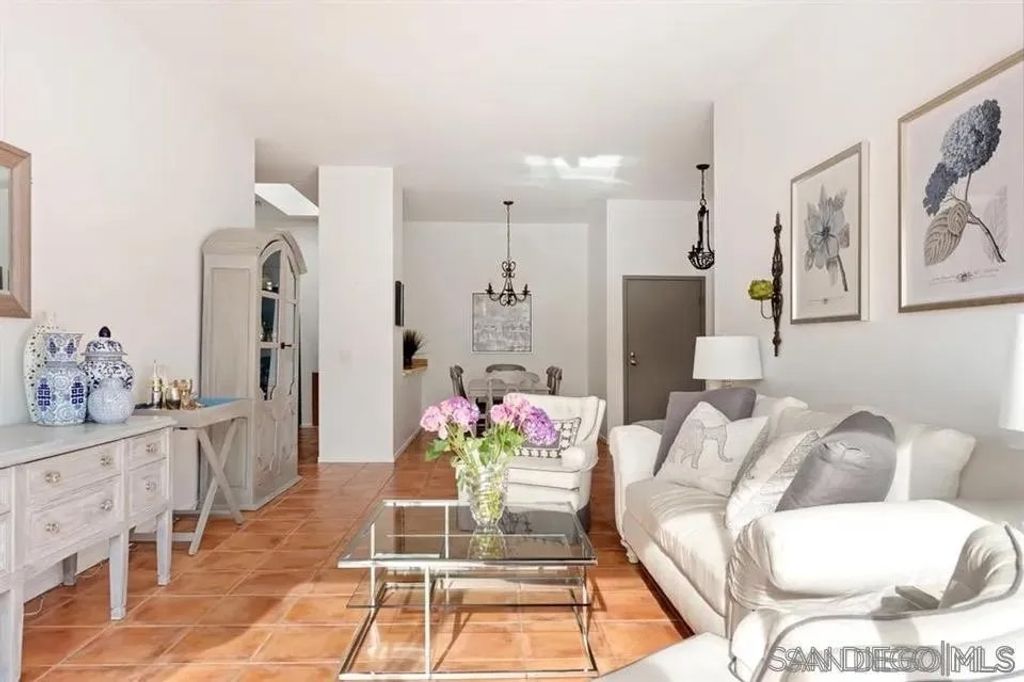 Photo of 8328 Regents Road #3G, Utc, CA 92122 (MLS # 2600506)