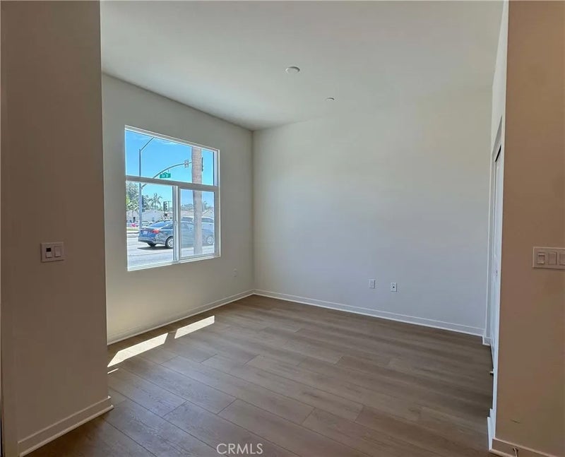 685 S Brea Boulevard 103