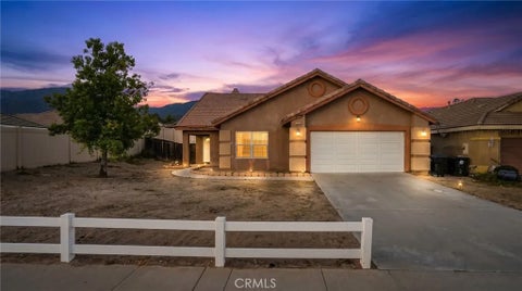 Photo of 2720 Sunset LN, San Bernardino, CA 92407 (MLS # IV26198070)
