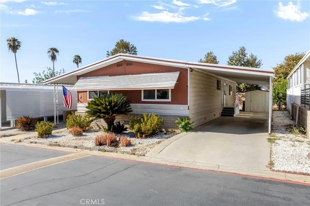 975 California 9