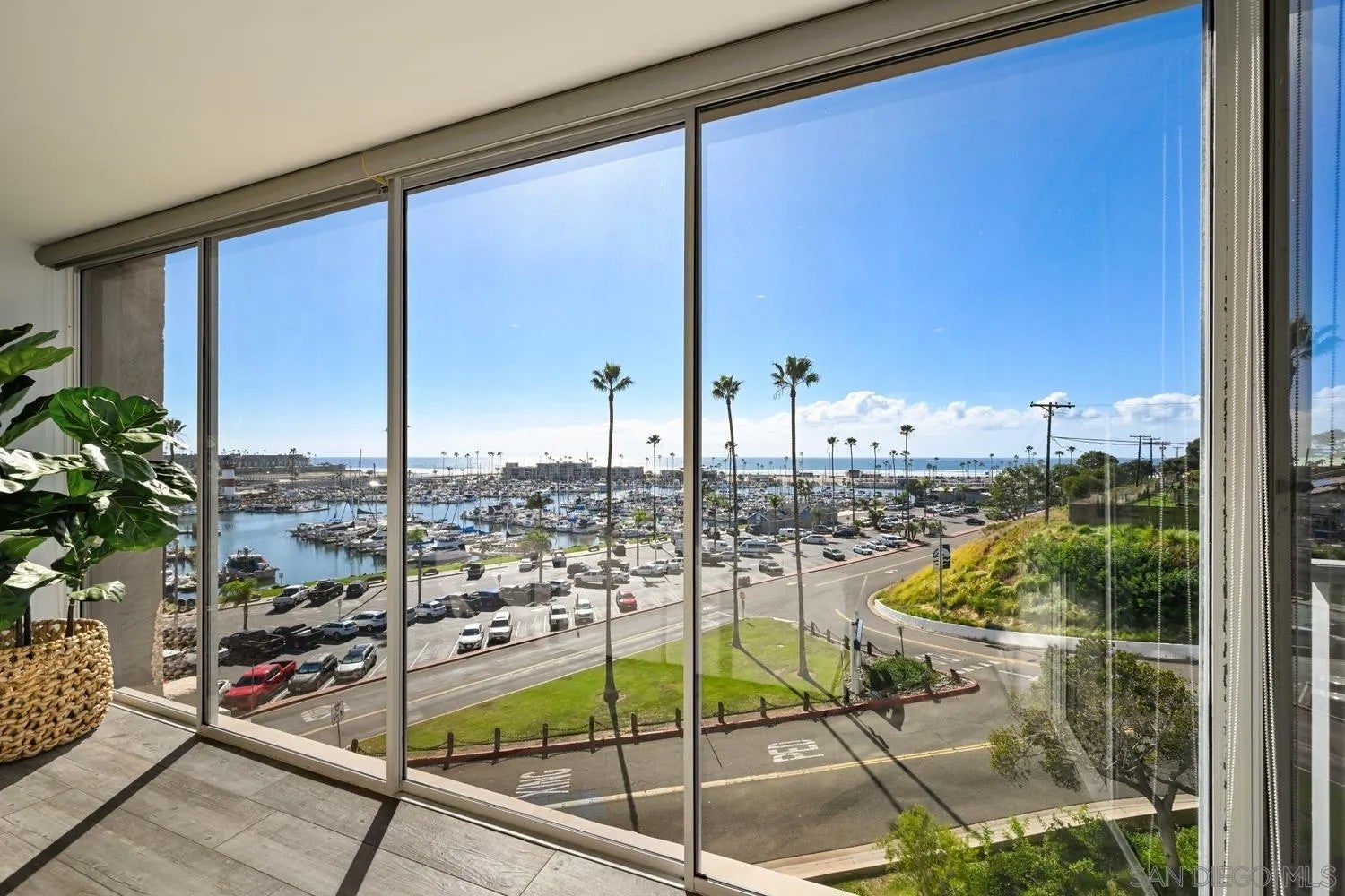 1200 Harbor Drive 3C