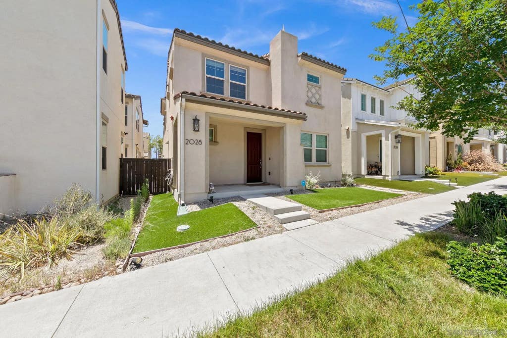 Photo of 2028 Avenida Andanza, Chula Vista, CA 91913 (MLS # 260013212)