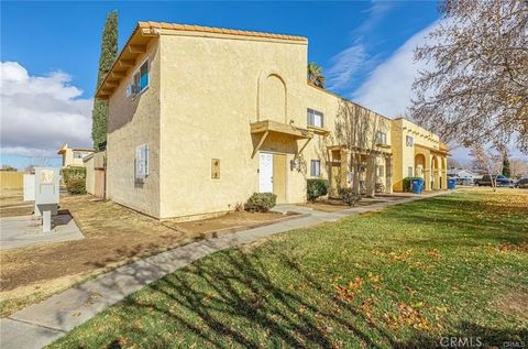 Tiny photo for 43627 Stanridge Ave, Lancaster, CA 93535 (MLS # SR25248301)