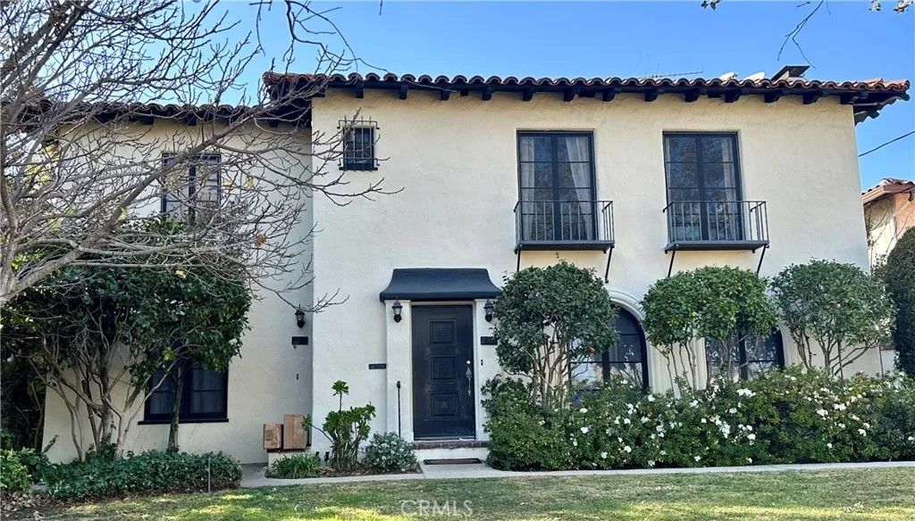 Photo of 287 S Santa Anita Ave, Pasadena, CA 91107 (MLS # PF26008520)