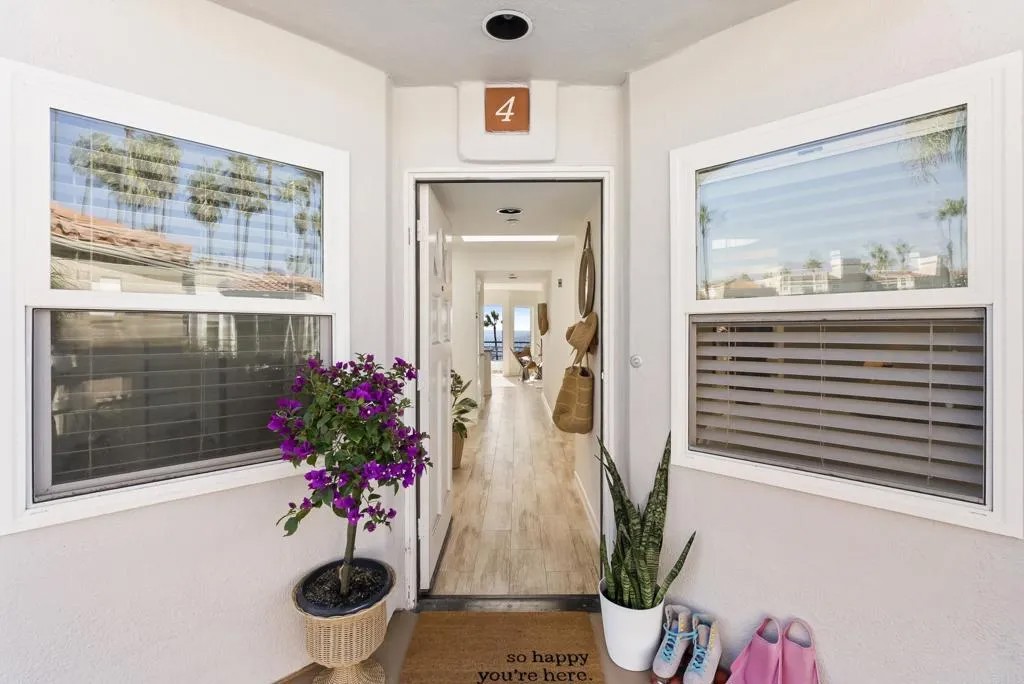 501 N Pacific Street 4