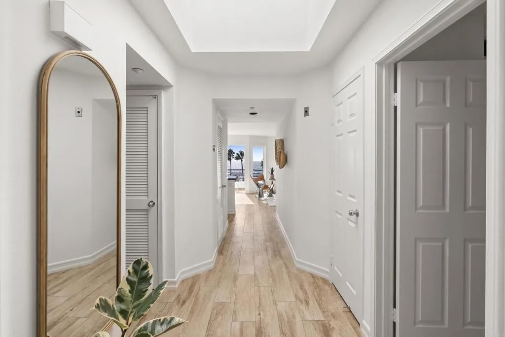 501 N Pacific Street 4