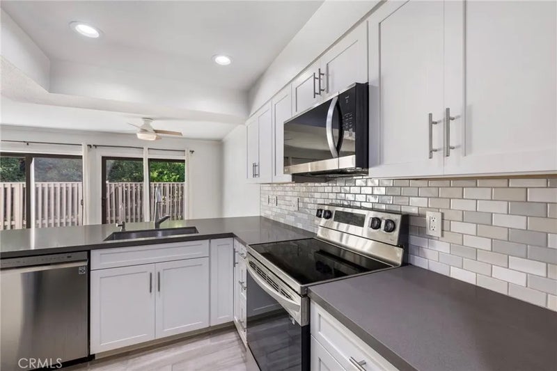 217 Avenida Adobe